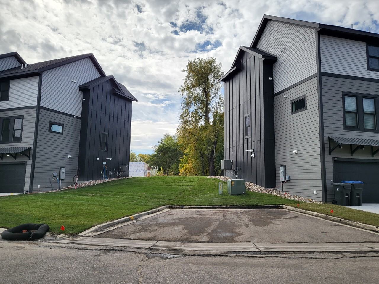 341 Trestle Trl - Photo 3 of 44