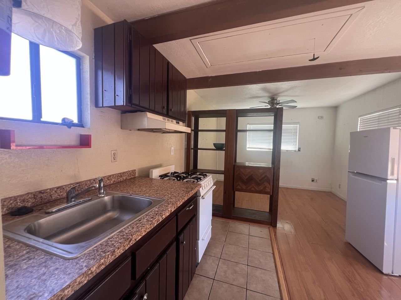 4805 Auburn Dr #A - Photo 3 of 17