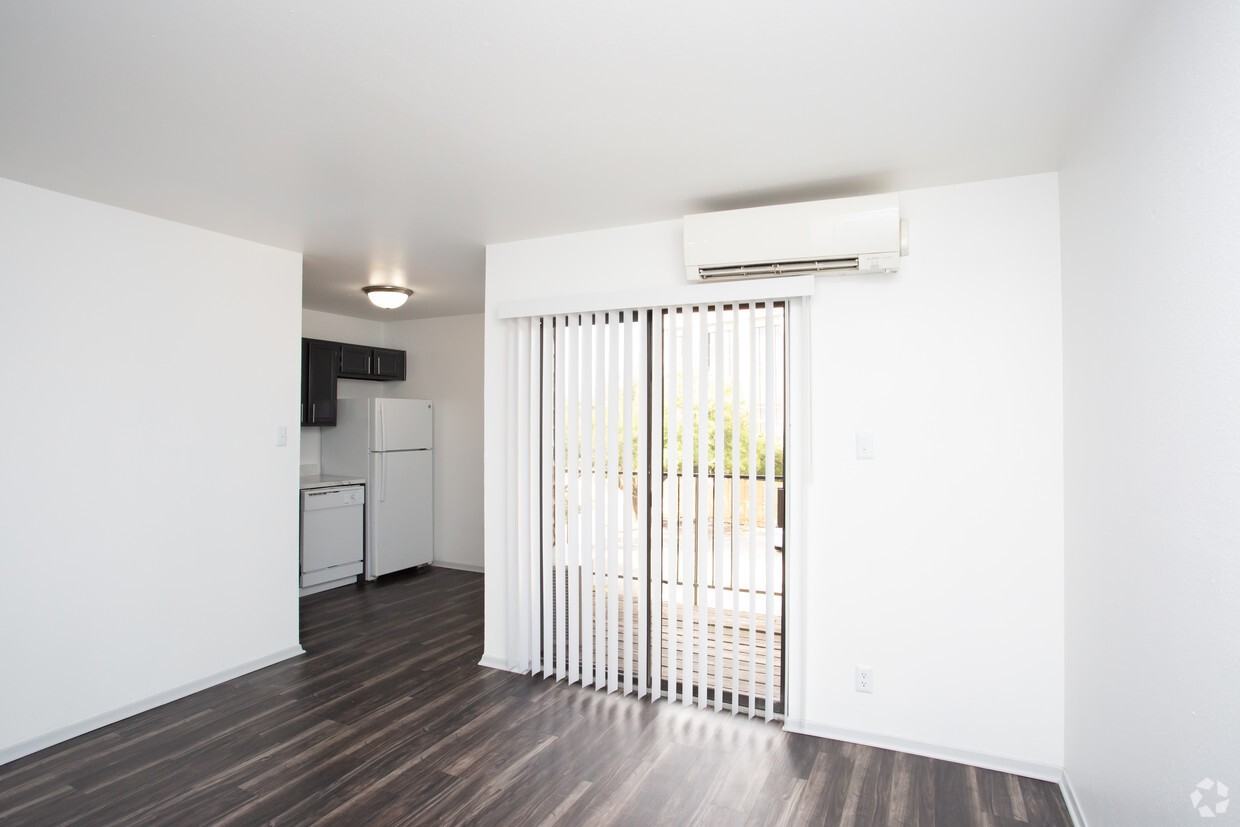 Georgian Dr & Wonsley Dr W #135 - Photo 6 of 12