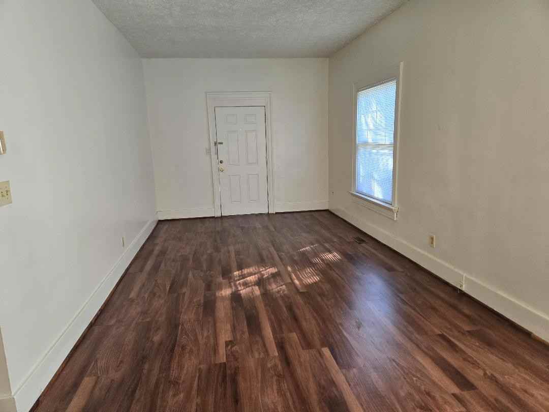 633 Forest Ave #0 - Photo 2 of 6