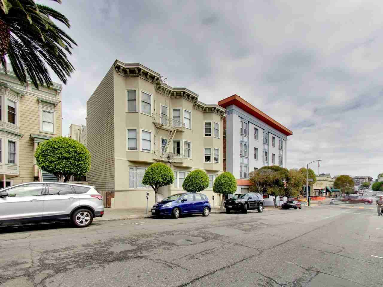 1720 Pacific Avenue - Photo 2 of 30