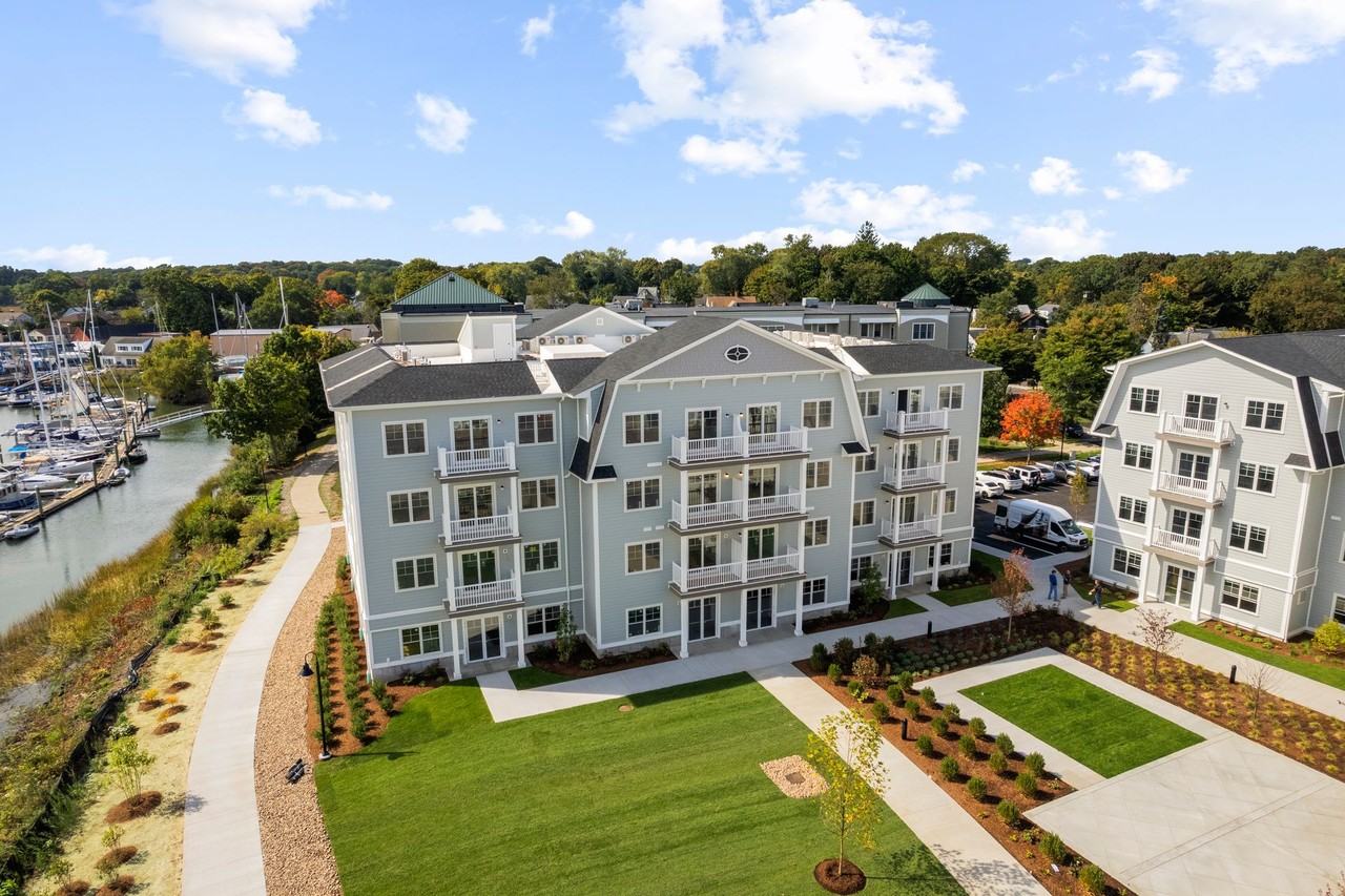 Mariners Landing - Photo 3 of 50