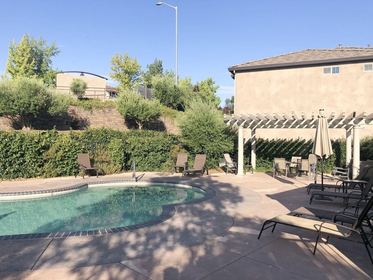 MISS870 - Photo 2 of 45