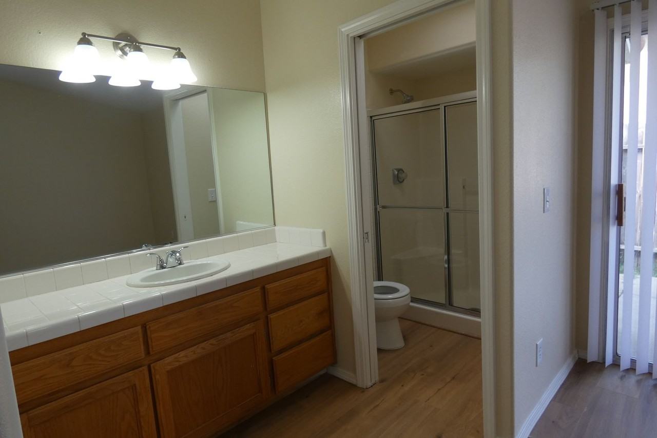 125 Varner Ct - Photo 7 of 8
