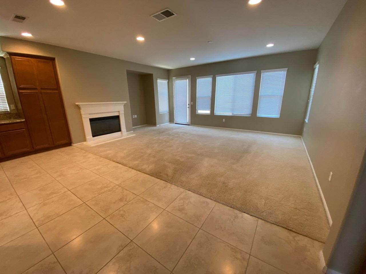 34016 Galleron St - Photo 2 of 19