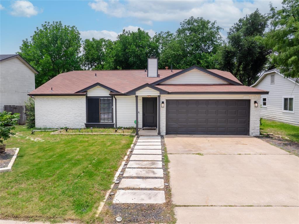 1902 Andover Dr - Photo 2 of 8