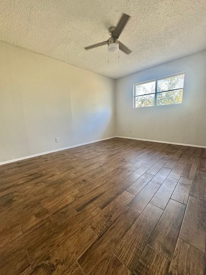 Shadywood Apartments - Photo 7 of 11