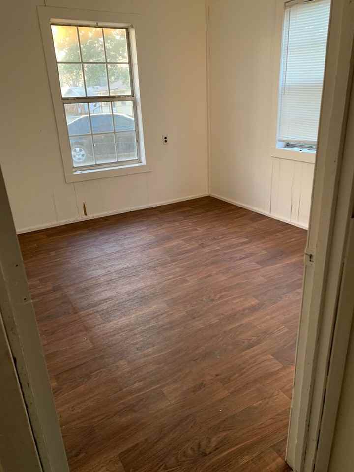 12547 Chapman Rd - Photo 4 of 7