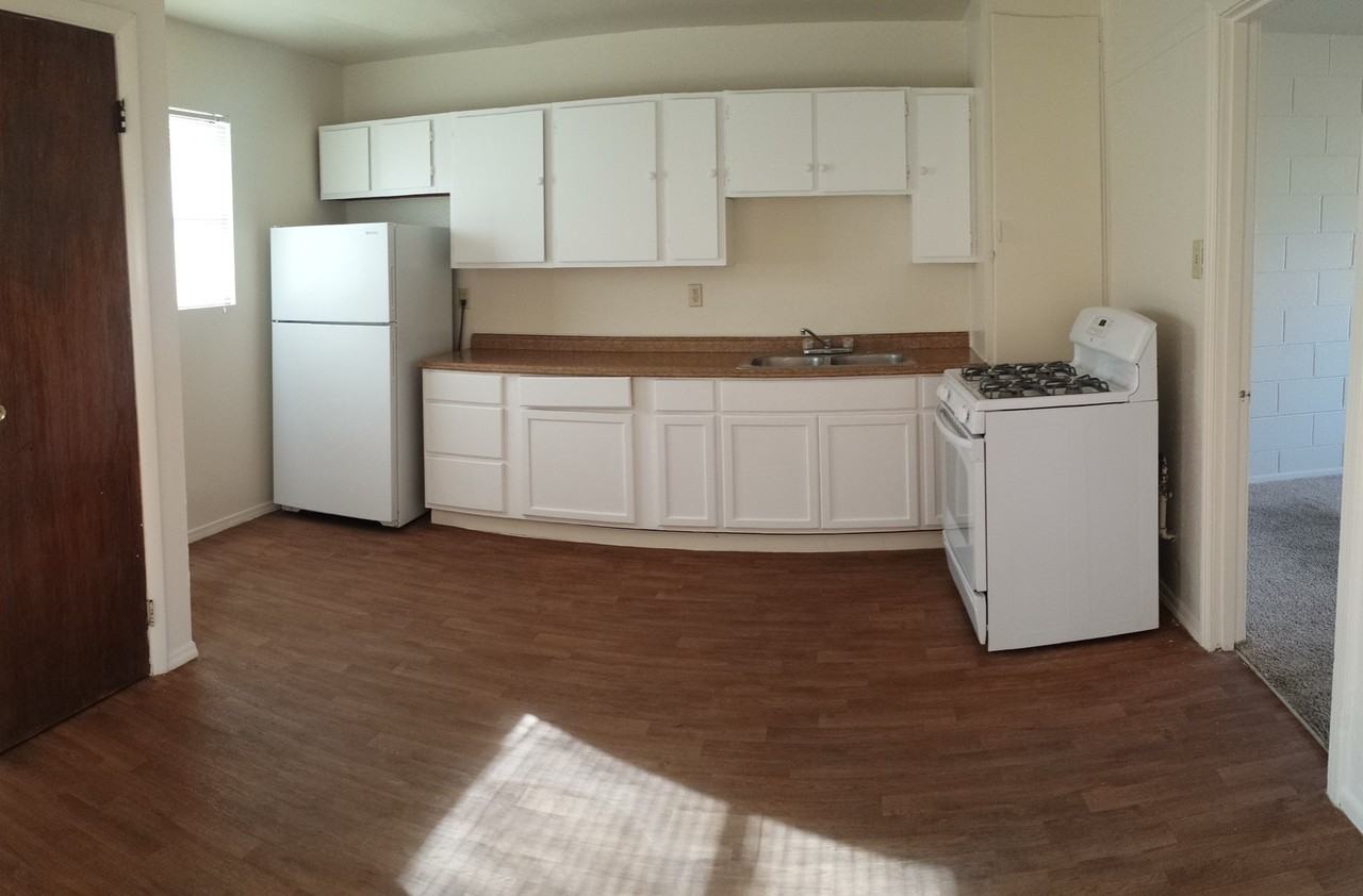 1400-1424 Amherst Dr. SE - Photo 4 of 7