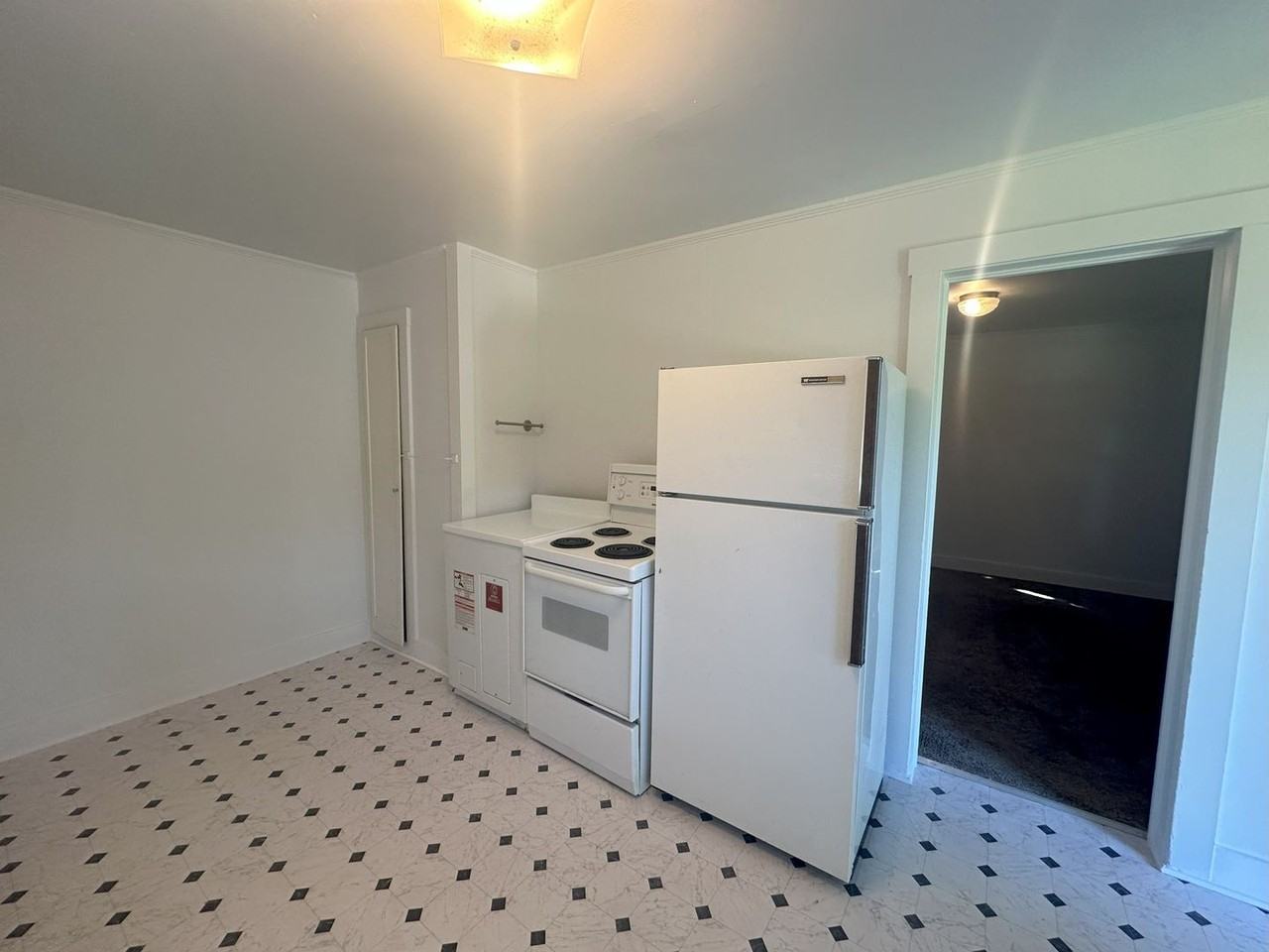 436 Minckler Ave - Photo 6 of 12