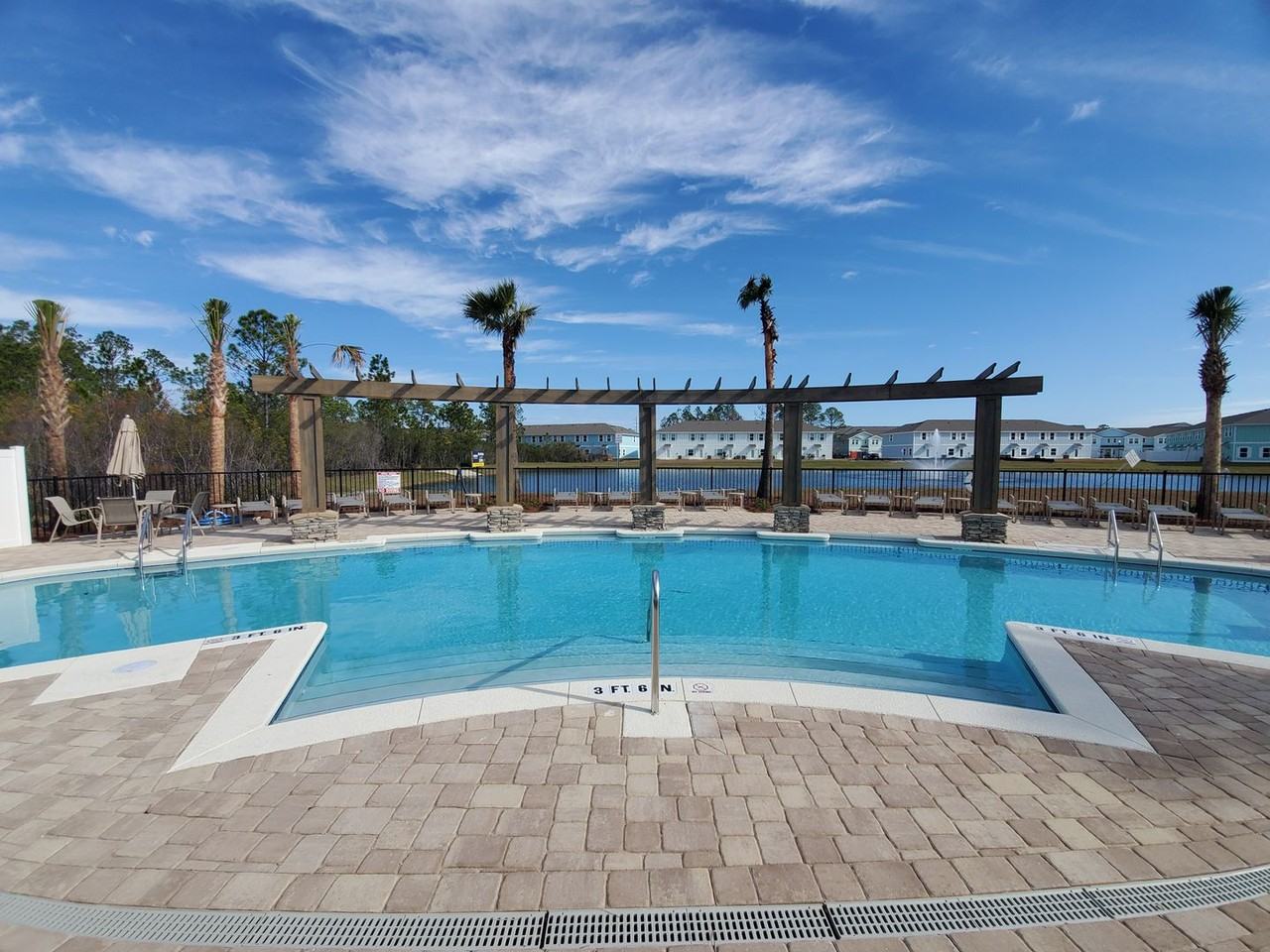 7652 Shadow Lake Dr - Photo 3 of 26