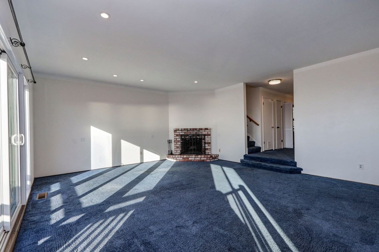 1645 15th Ave - Photo 6 of 50