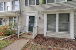 featured image of 127 Sterling Ct