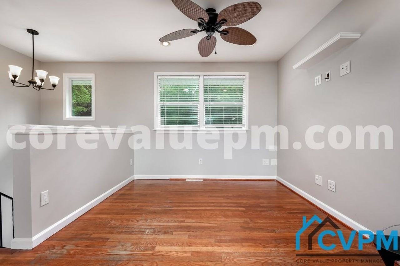 155 Woodsway - Photo 3 of 28