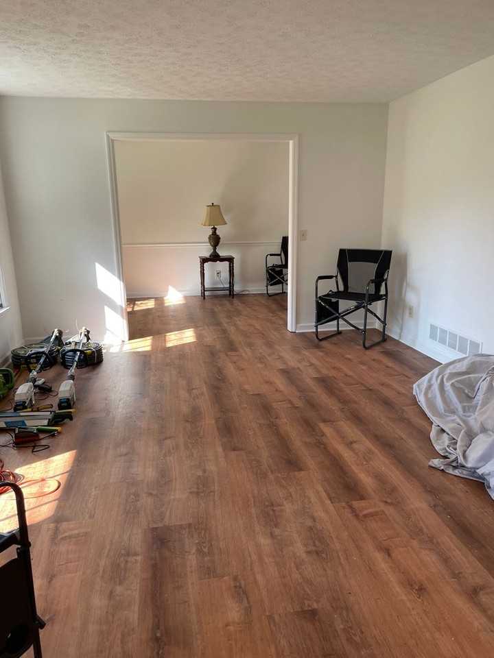 1180 Robinhood Rd - Photo 3 of 44