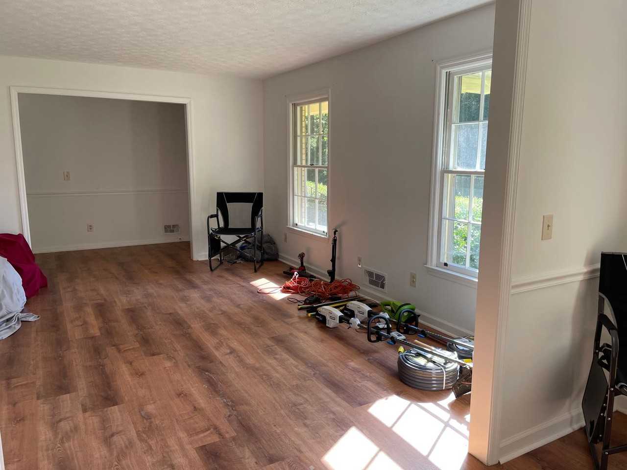 1180 Robinhood Rd - Photo 4 of 44