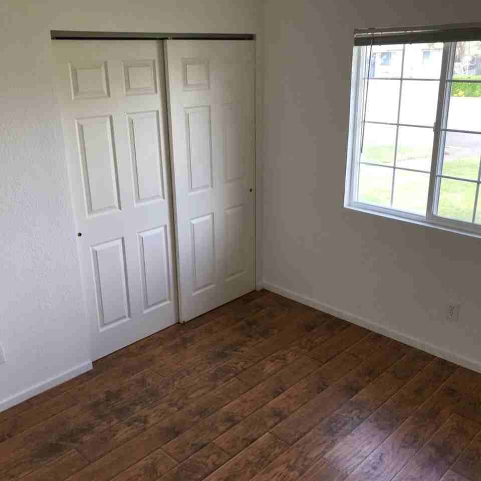 1970 Spruce Cir - Photo 5 of 9