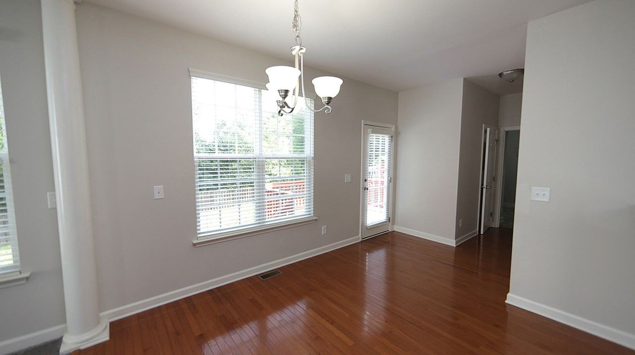 614 Redford Place Dr - Photo 2 of 12