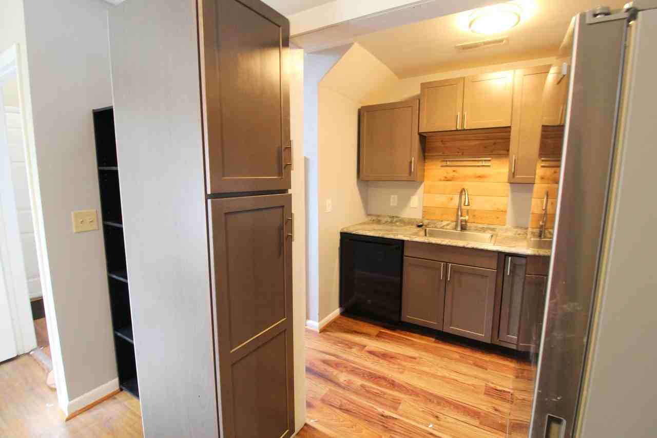 1309 Bradley Dr - Photo 5 of 15