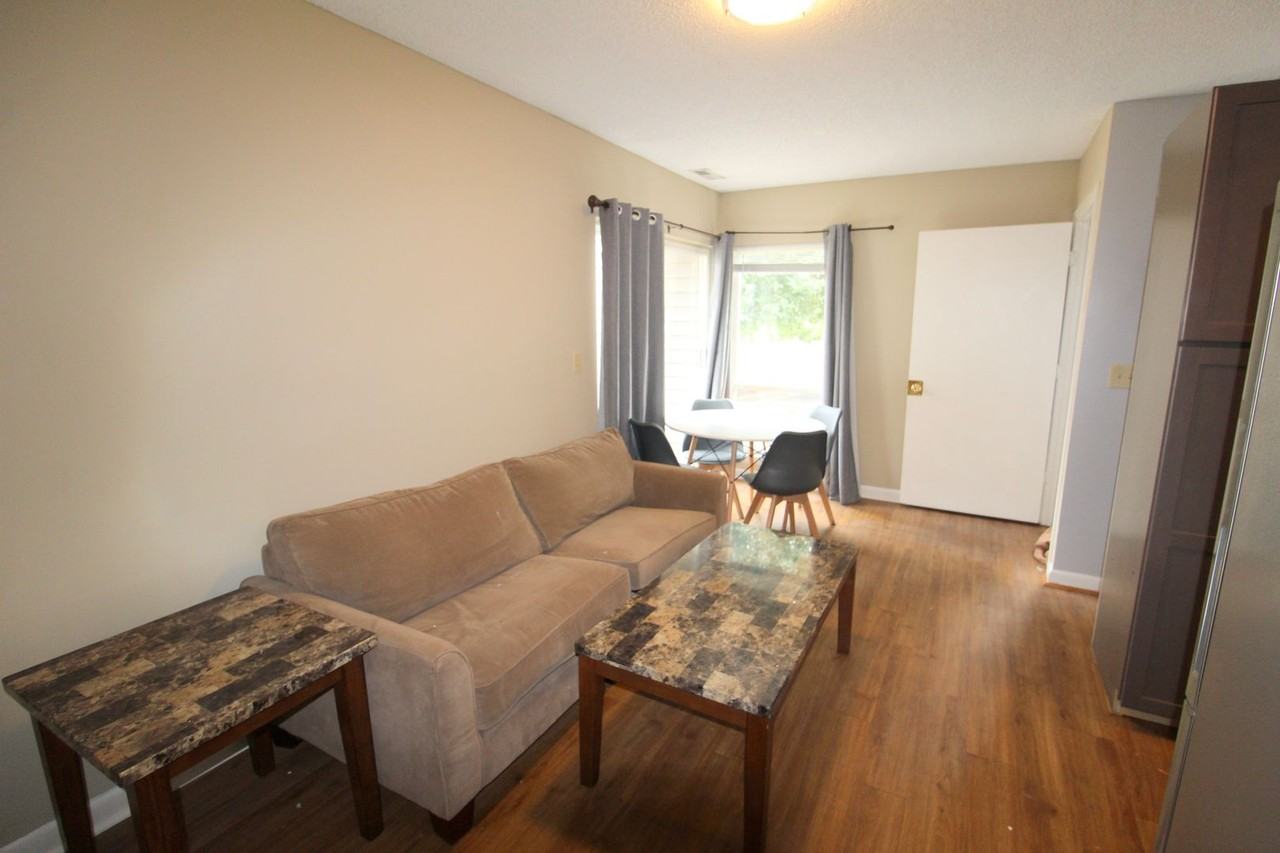 1309 Bradley Dr - Photo 7 of 15