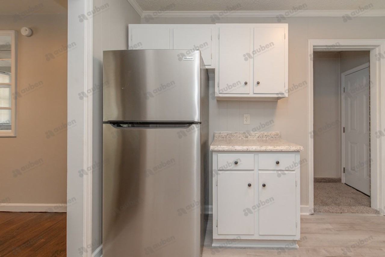 109 Vanderbilt Cir - Photo 7 of 23