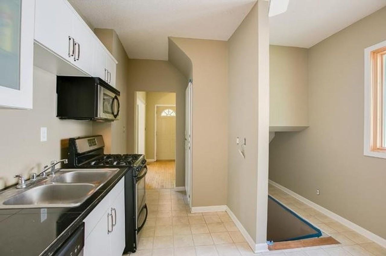 1070 12th Ave Se - Photo 4 of 13