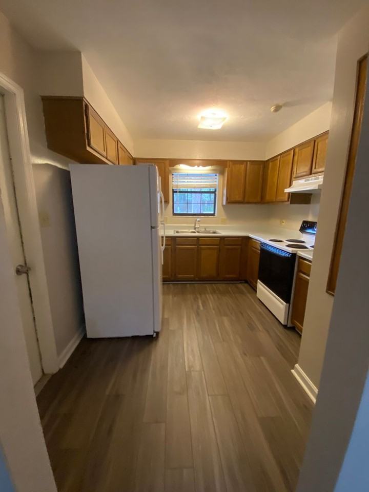 3701 Bentley Dr - Photo 7 of 26