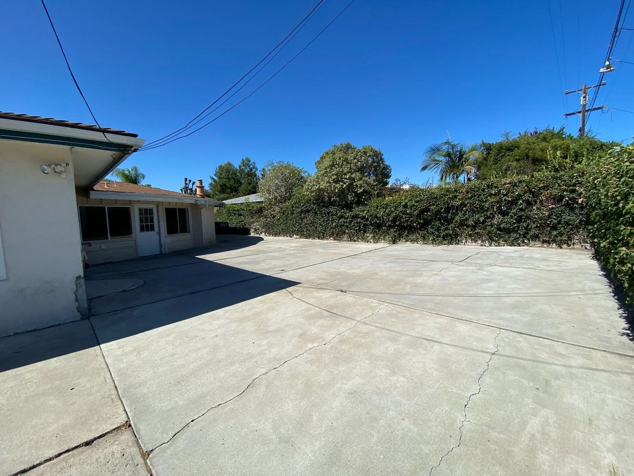 5754 Dorothy Dr - Photo 5 of 24