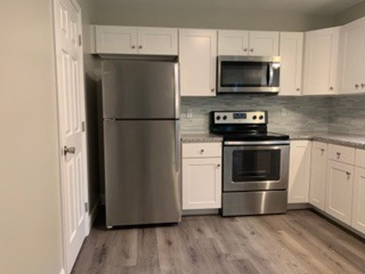 319 Groffdale Rd - Photo 2 of 20