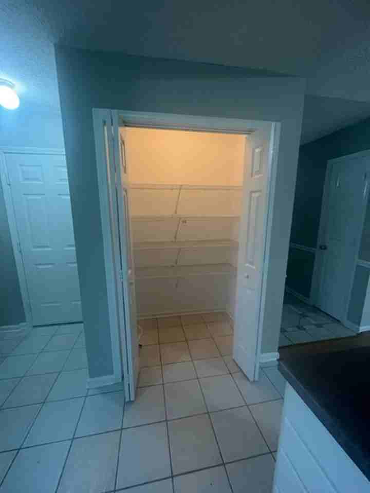 1100 Tap Root Ct - Photo 4 of 31