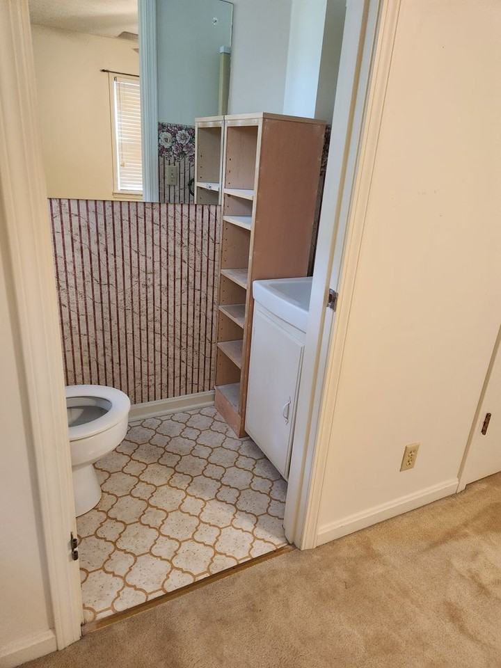 113 Moss Street - Photo 3 of 12