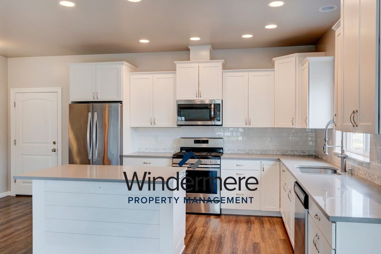 1632 Nw 5th Ave - Photo 3 of 26