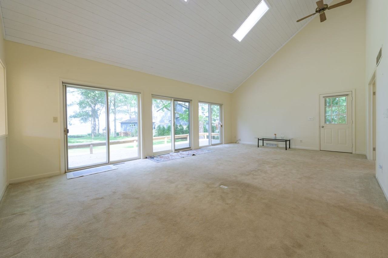 4412 Drexel Pl - Photo 6 of 44