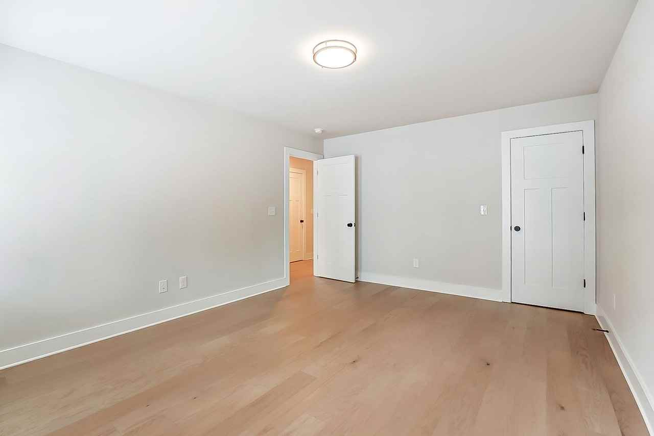 2308 Chamberlain Ave #5 - Photo 7 of 50