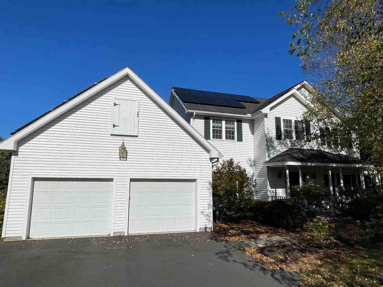 121 Fox Run - Photo 2 of 50