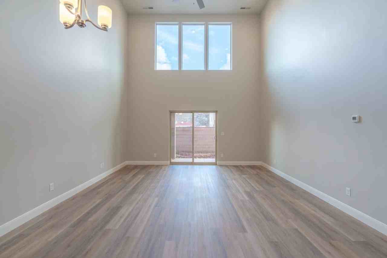174 N 100 W #6 - Photo 6 of 16