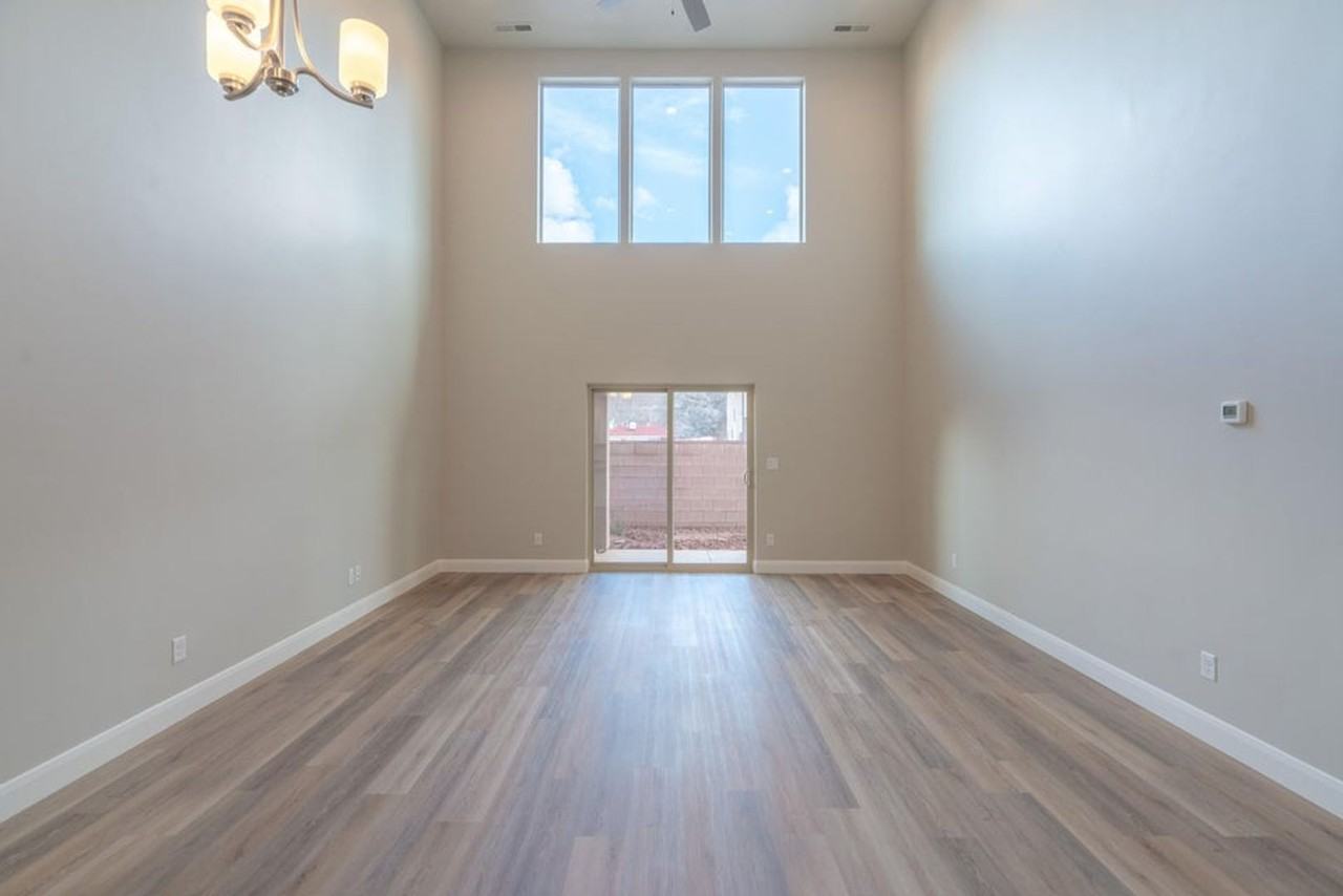 174 North 100 West #7 - Photo 6 of 33