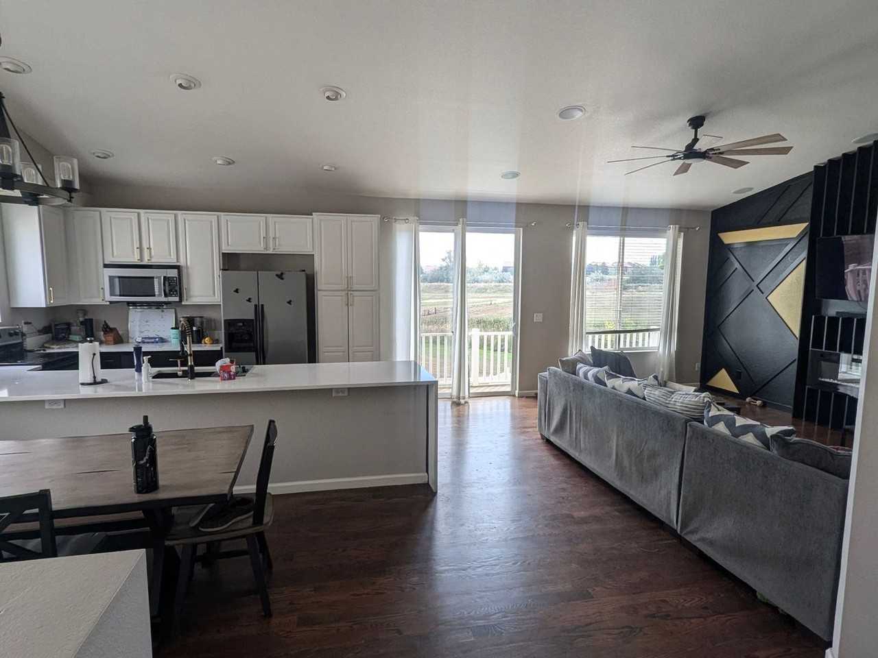 3825 Kenwood Cir - Photo 7 of 21
