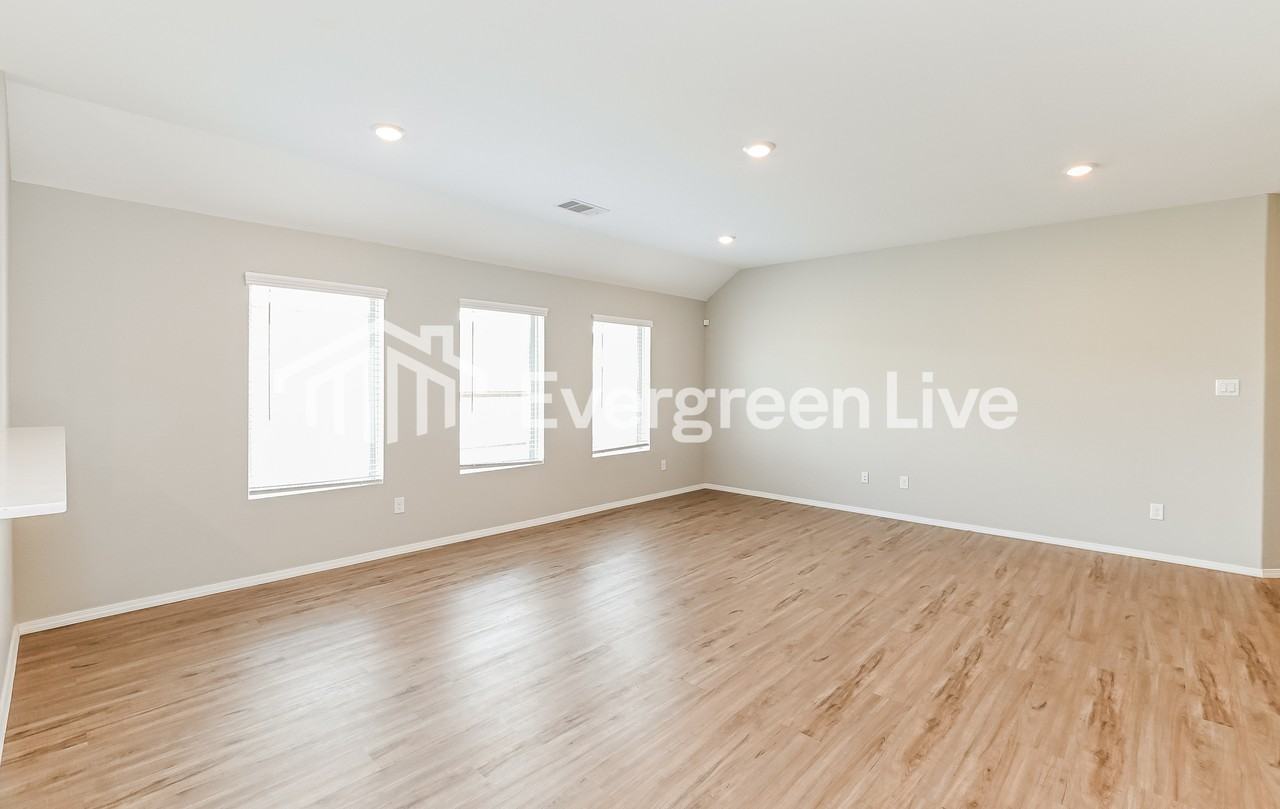 19116 Sonora Chase Dr - Photo 3 of 15