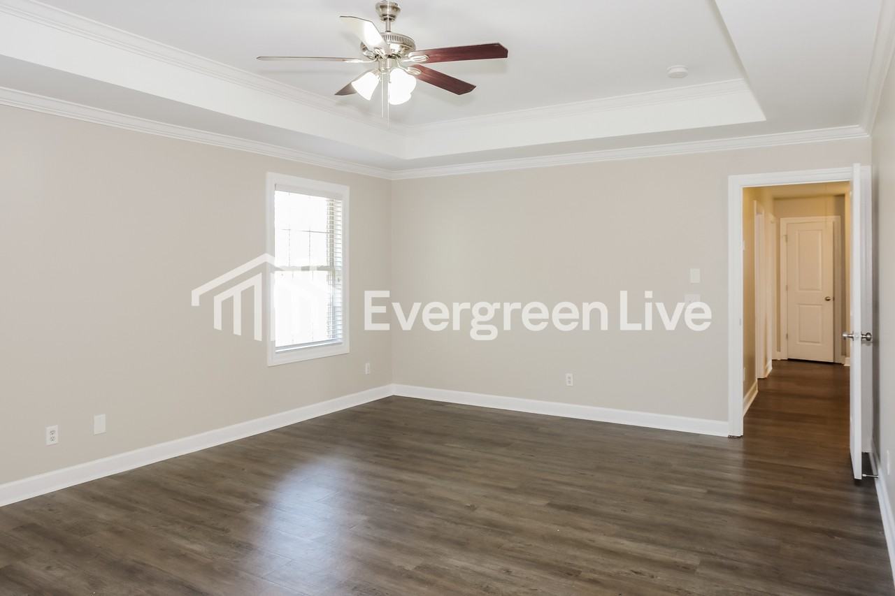 107 Properzi Way Sw - Photo 4 of 13