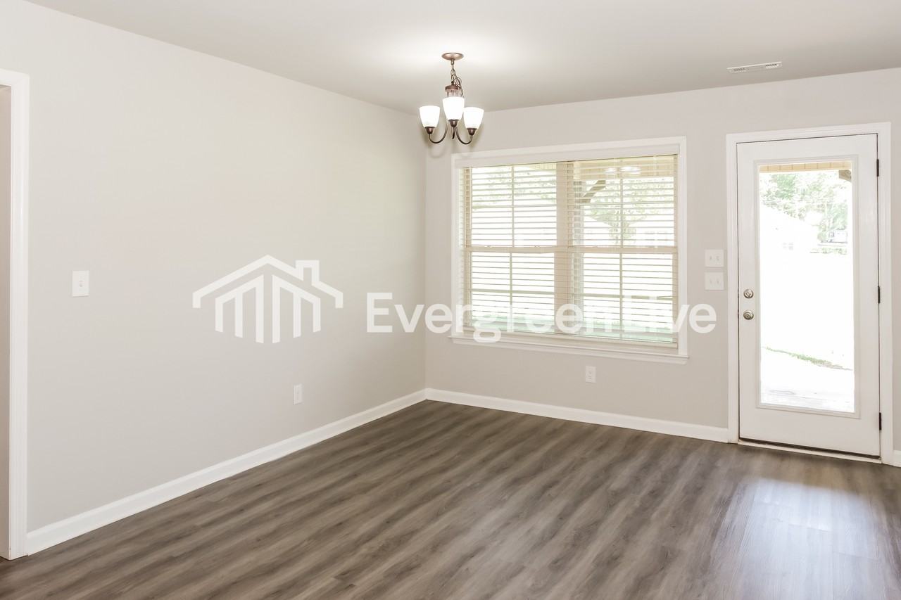 105 Ocean Springs Ave - Photo 5 of 15