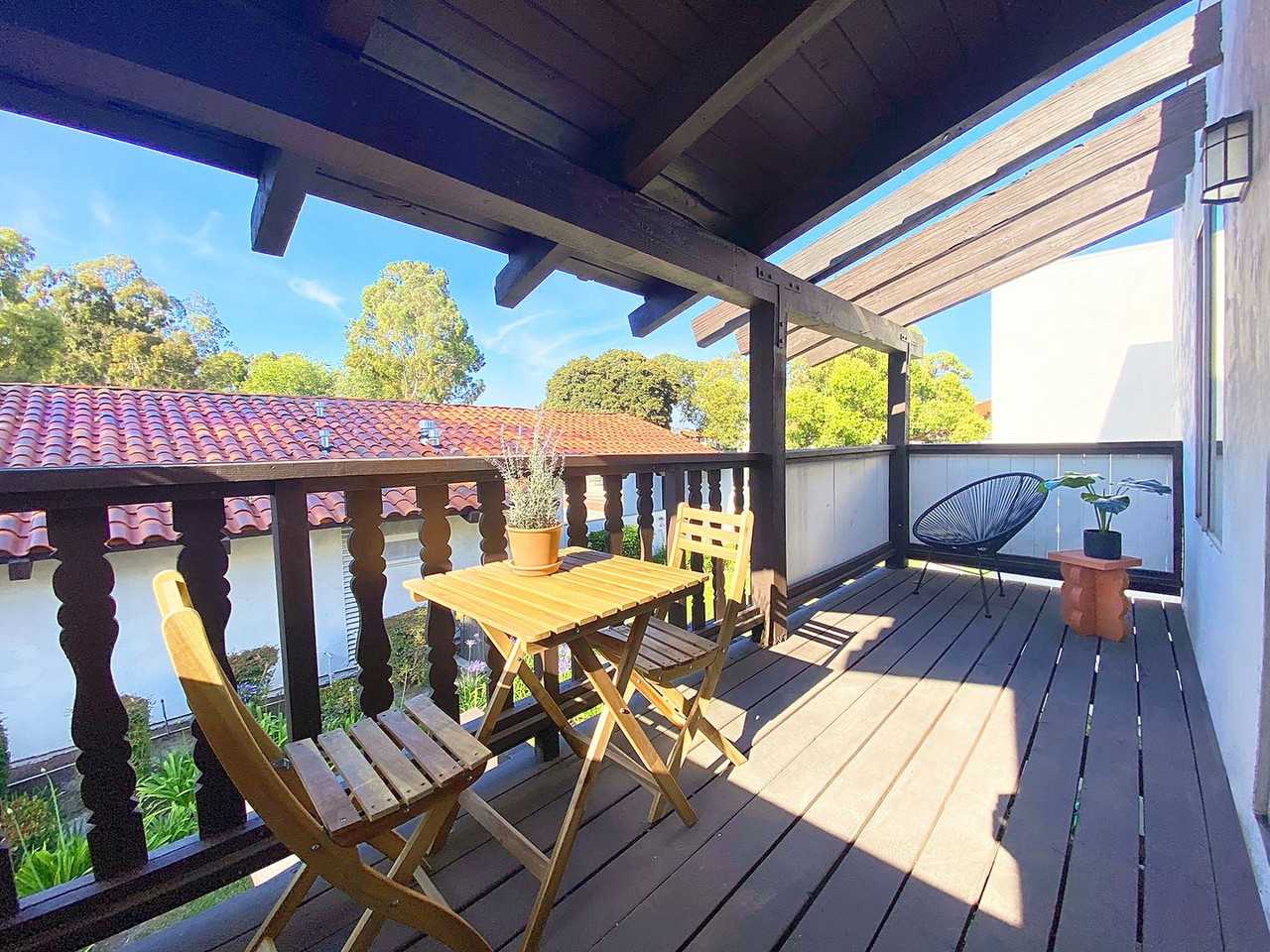 Tres Vidas Apartments - Photo 3 of 50