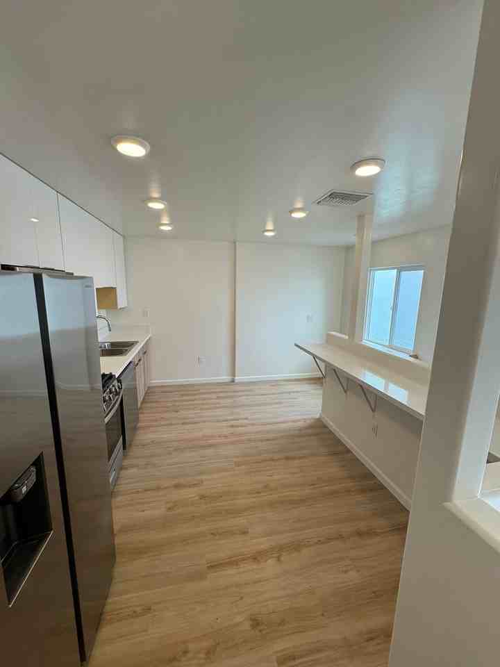 6701 Del Playa Dr - Photo 5 of 14