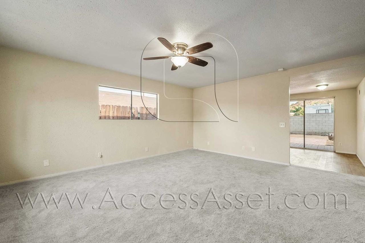 33220 Schaper St - Photo 3 of 25