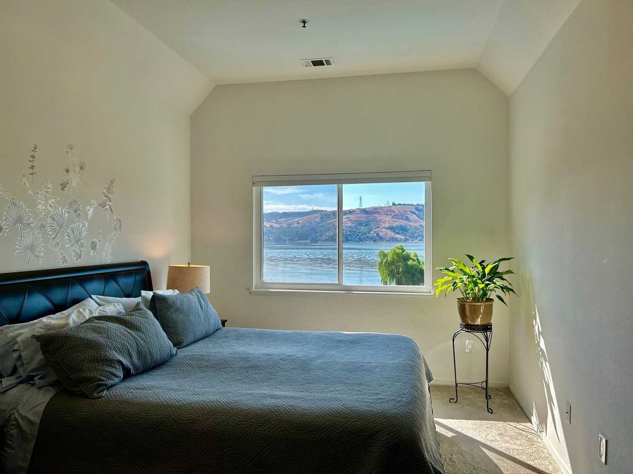 43 Shoal Dr E - Photo 2 of 23