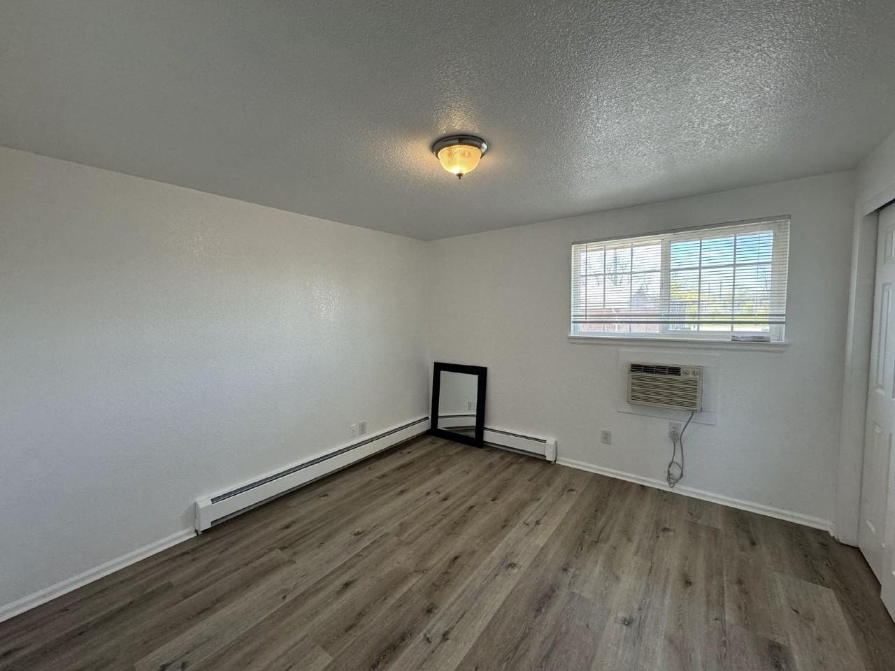 5315 Apartment Building - Photo 3 of 13