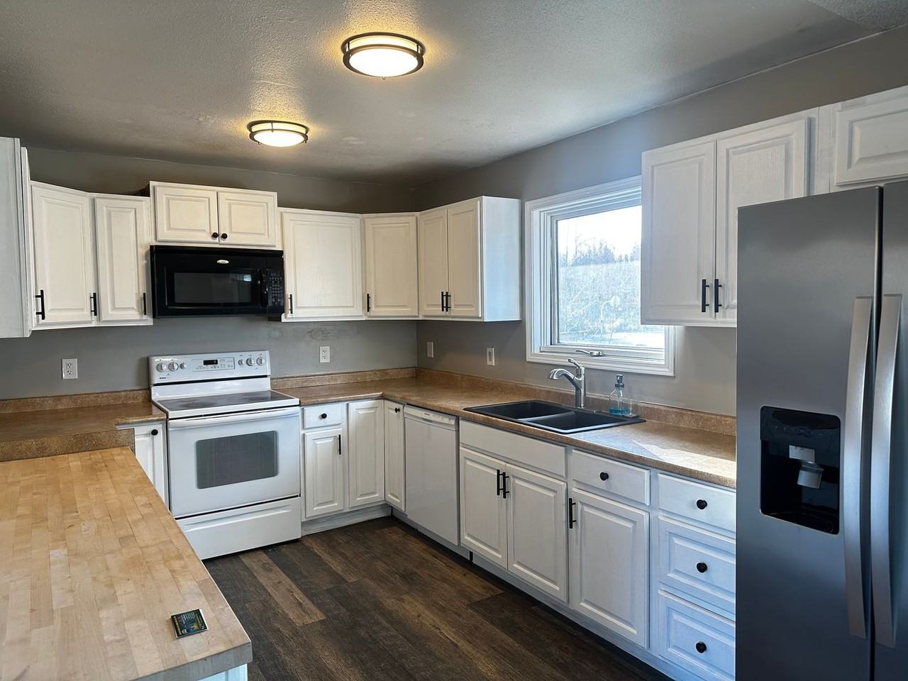 4517 Dartmouth Dr - Photo 2 of 24