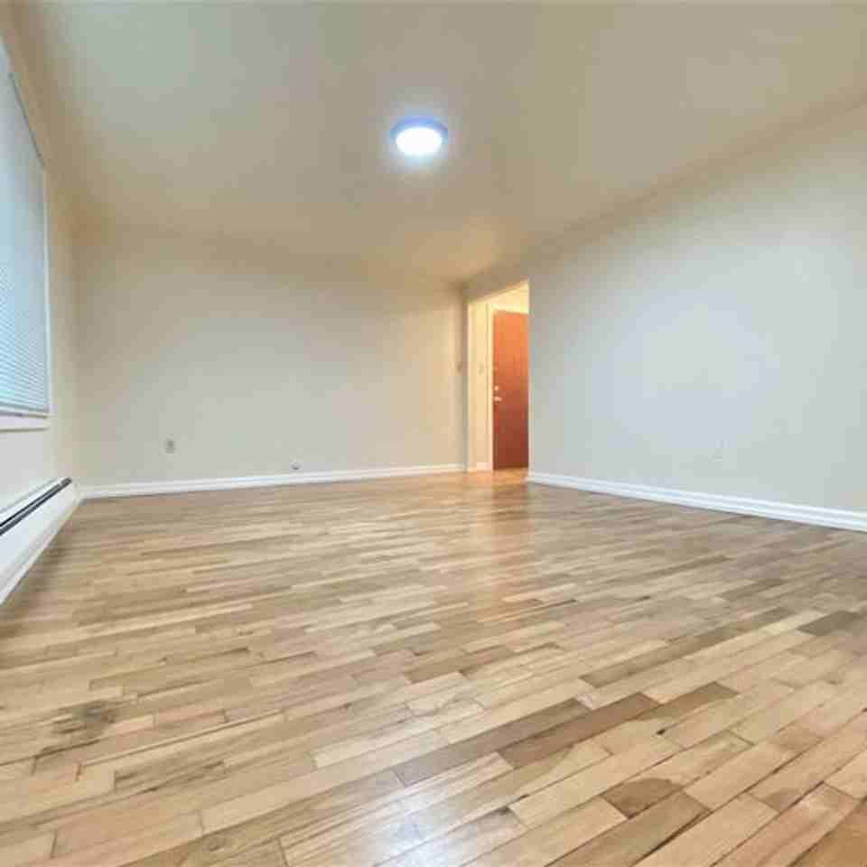 MJL-Old Town Apartments# - Photo 2 of 10