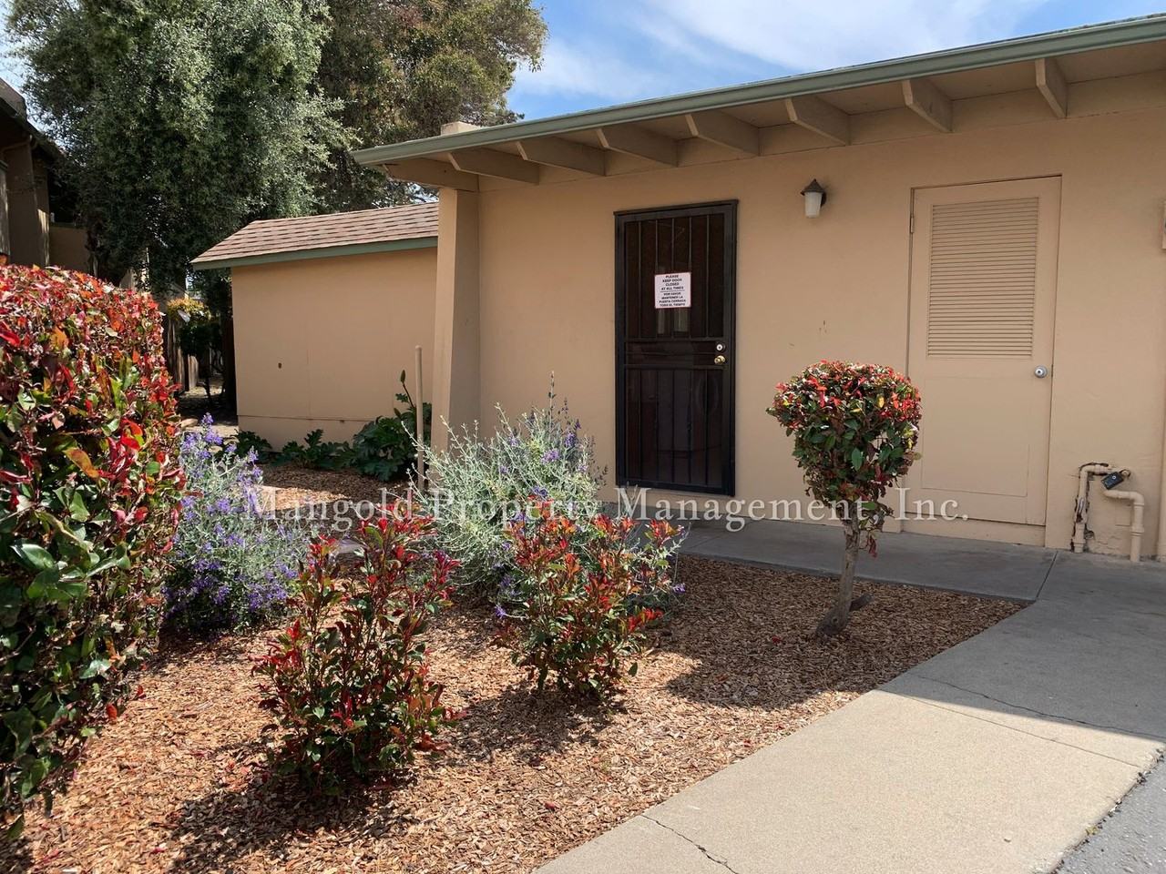 633arch - Photo 2 of 5