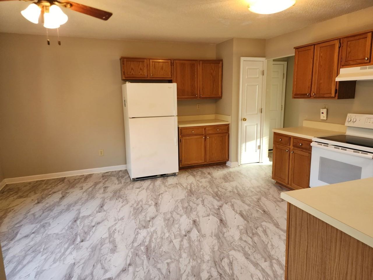 3096 Magnolia Woods Ct - Photo 3 of 34